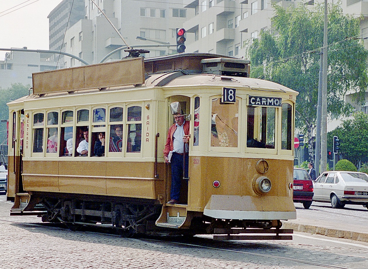 The Porto Electric Tram Network, the STCP years since 1946